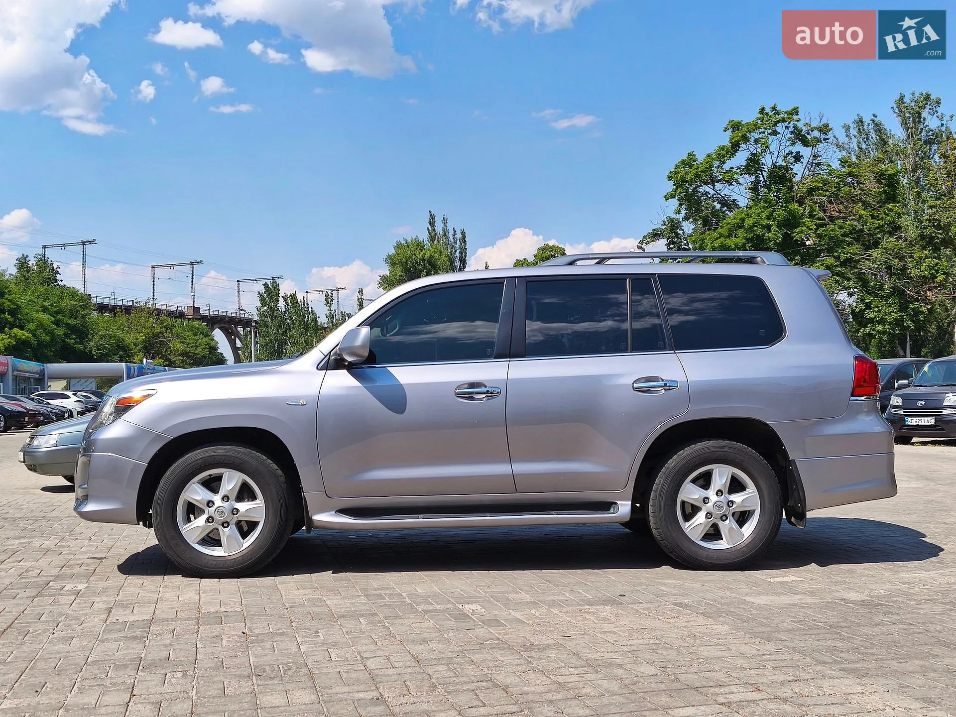 2011 Lexus LX - мініатюра 10