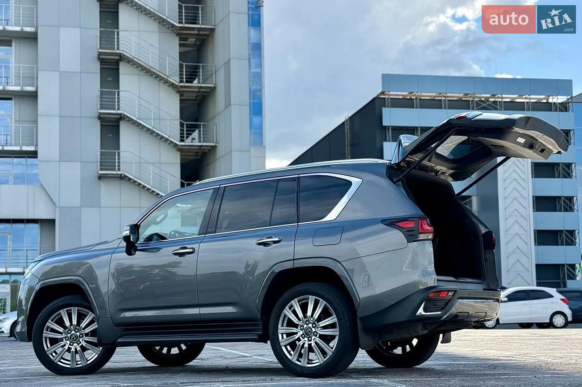 2023 Lexus LX - мініатюра 25