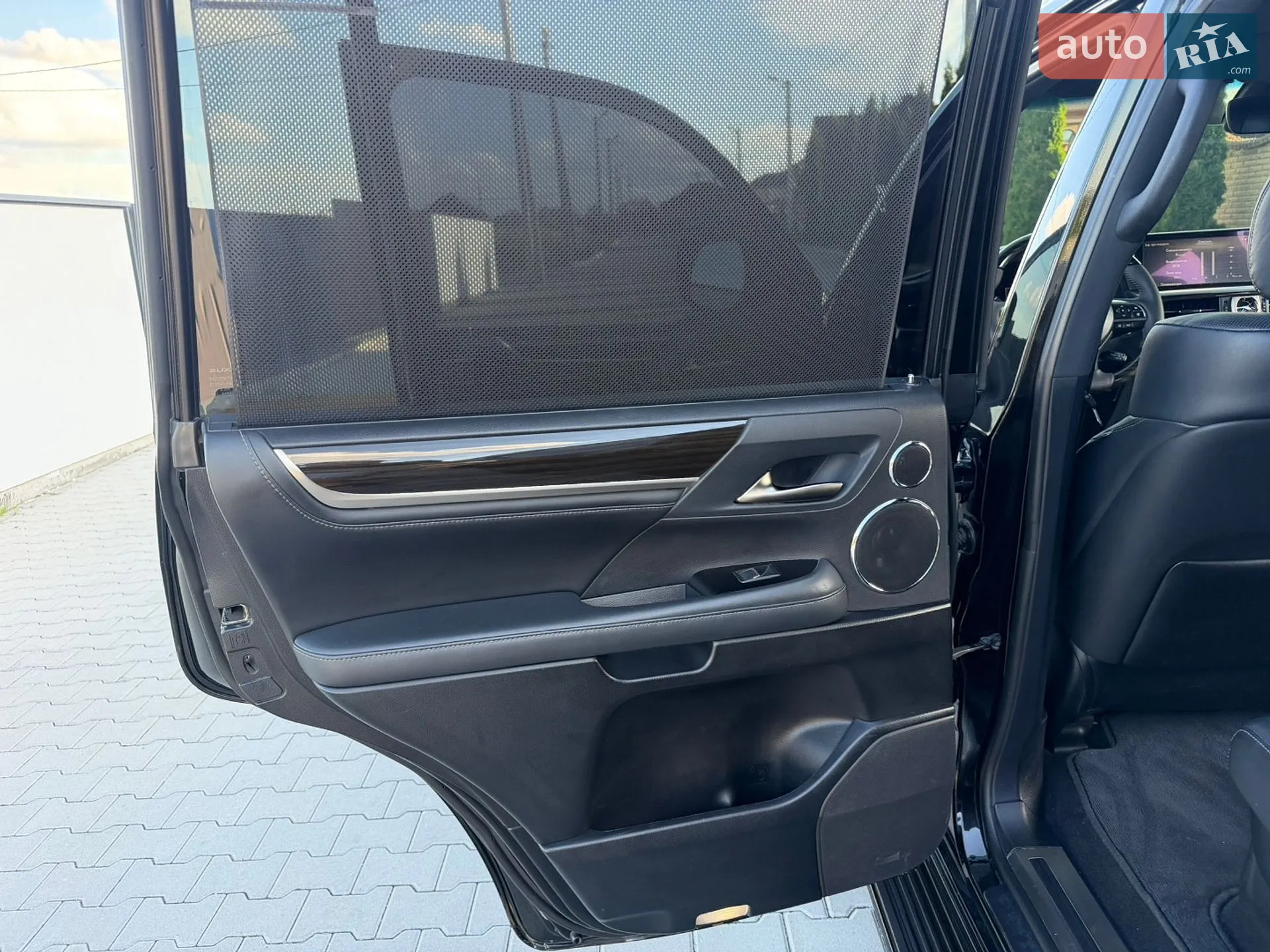 2018 Lexus LX - мініатюра 23