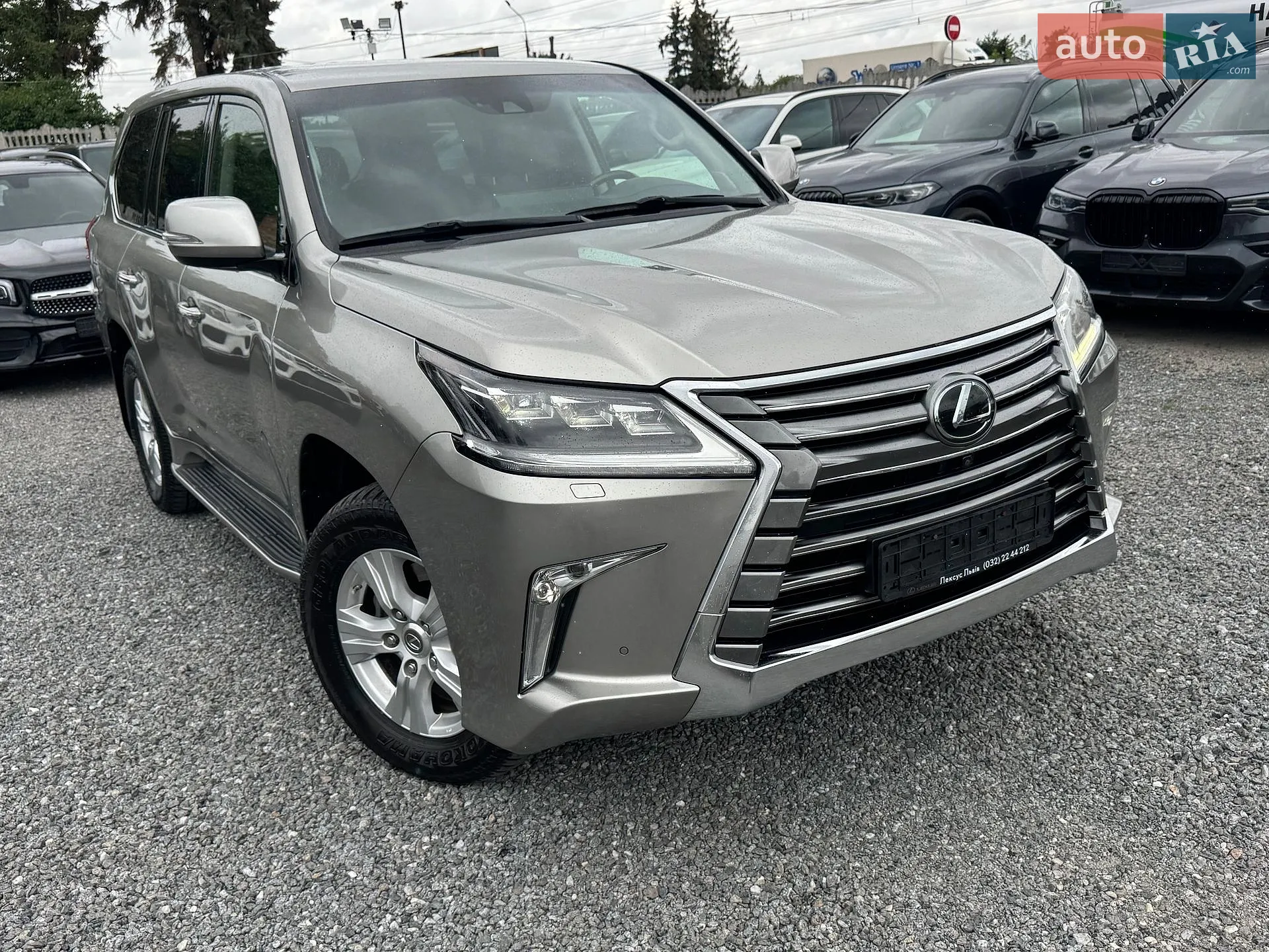 2017 Lexus LX - мініатюра 32