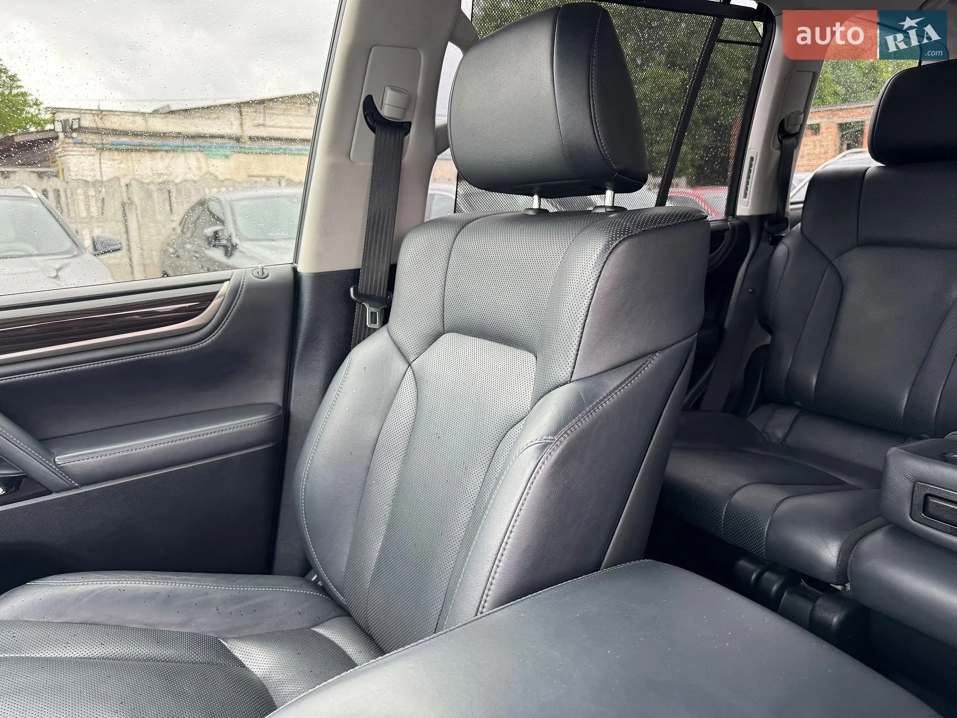 2017 Lexus LX - мініатюра 39