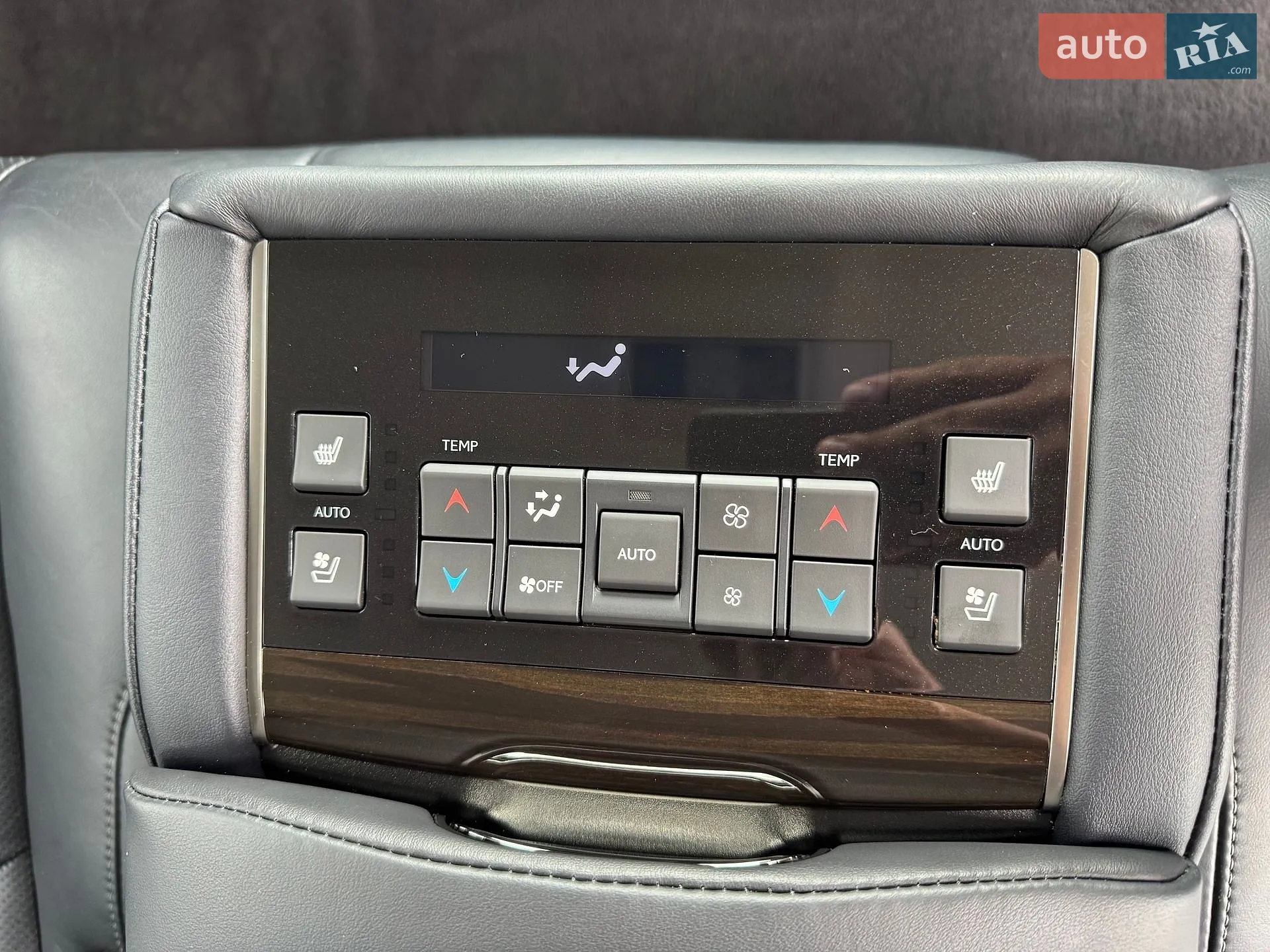 2017 Lexus LX - мініатюра 68