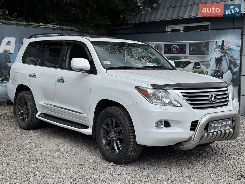 Lexus LX 2008