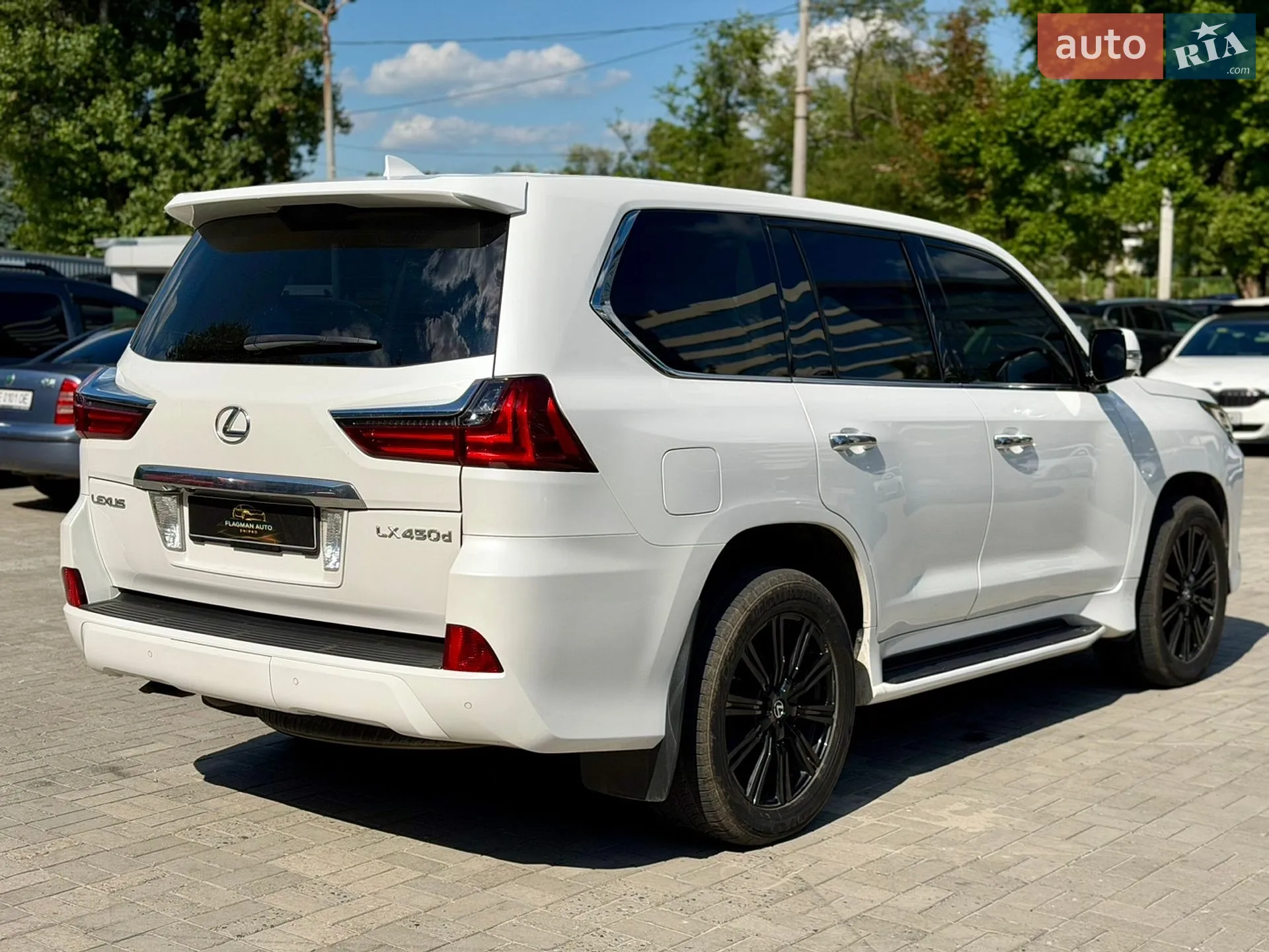 2017 Lexus LX - мініатюра 6