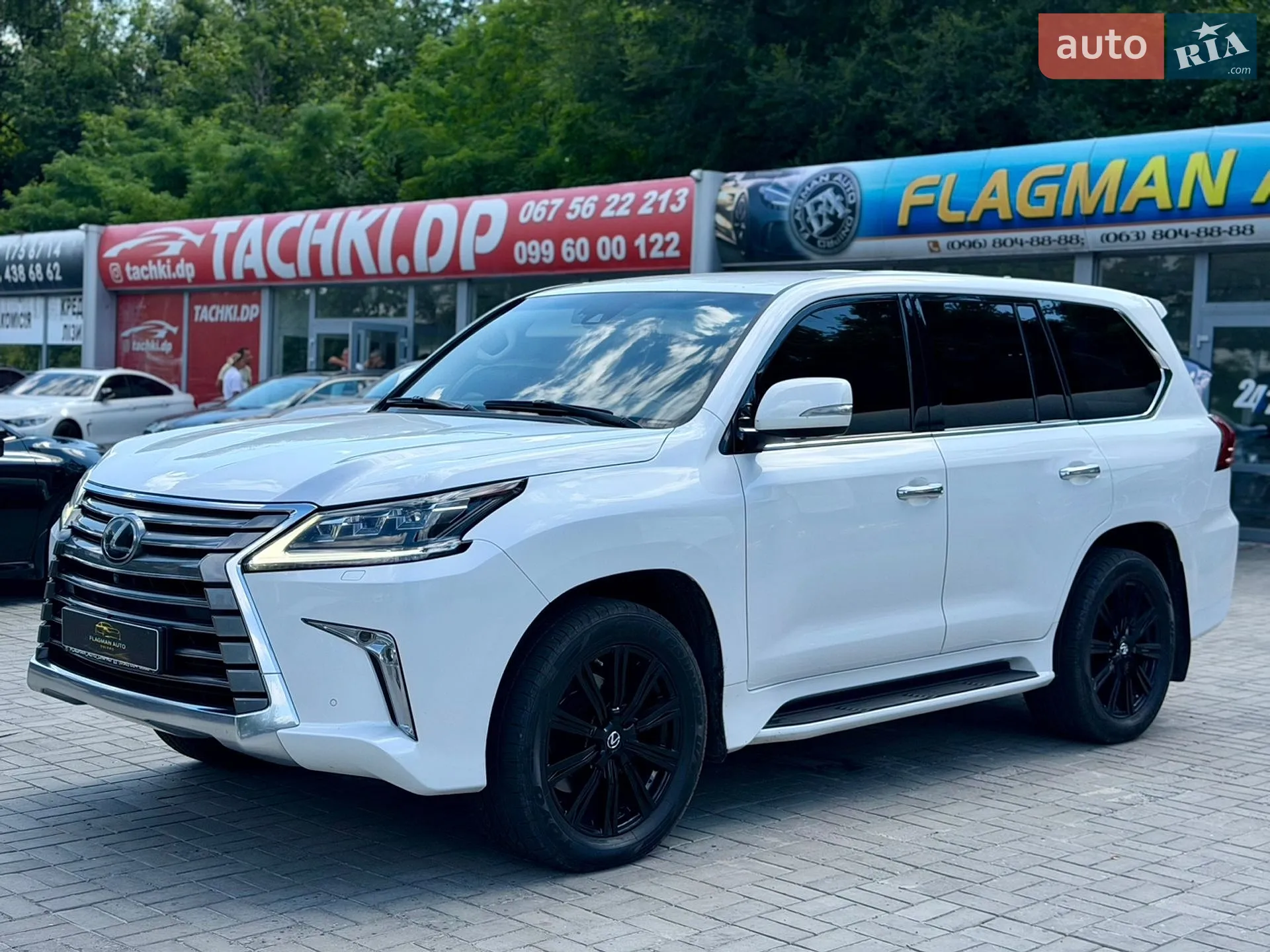 2017 Lexus LX - мініатюра 11