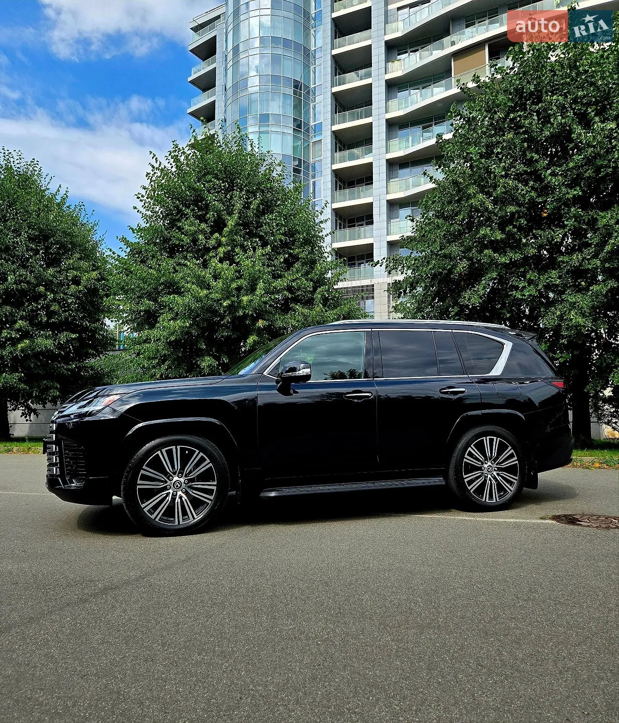 2022 Lexus LX - мініатюра 6