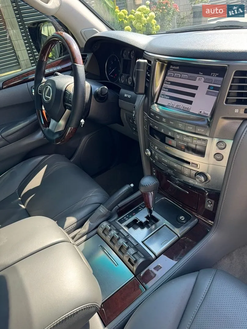 2010 Lexus LX - мініатюра 10