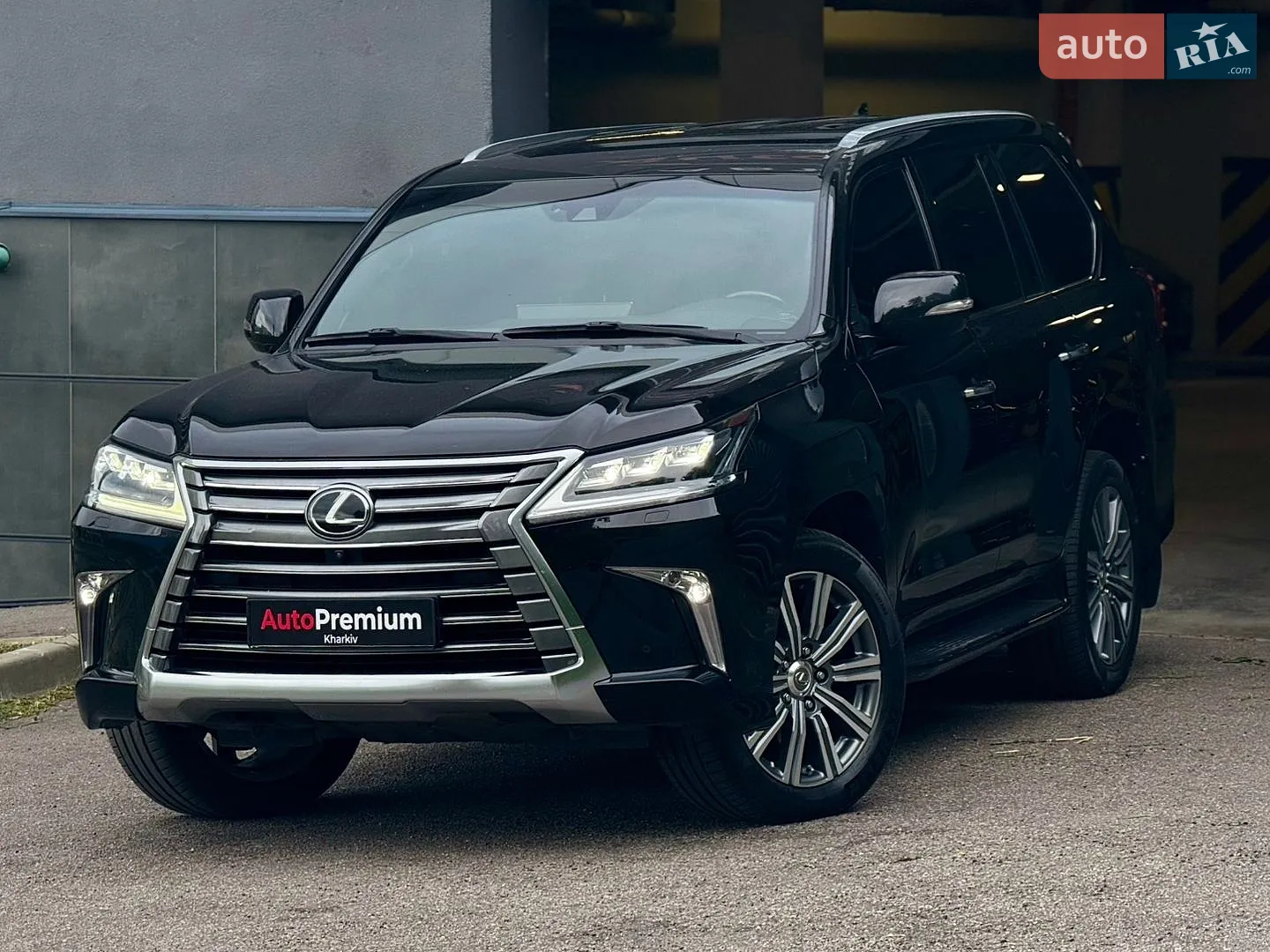 2018 Lexus LX - фото 1
