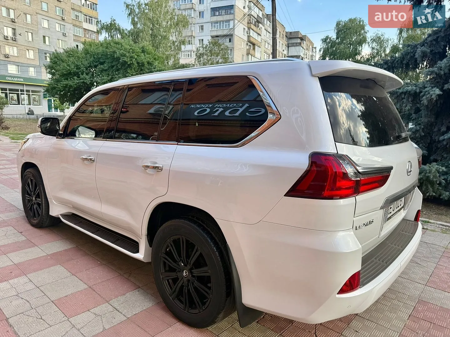 2017 Lexus LX - мініатюра 39
