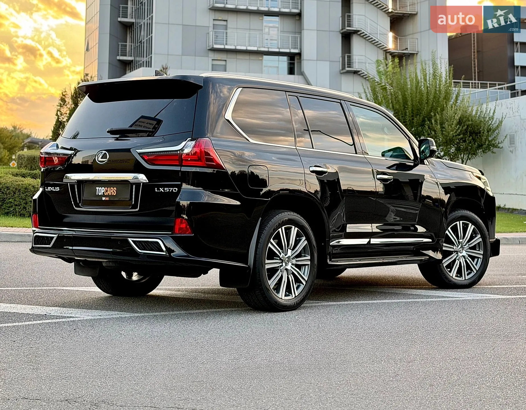 2016 Lexus LX - мініатюра 17