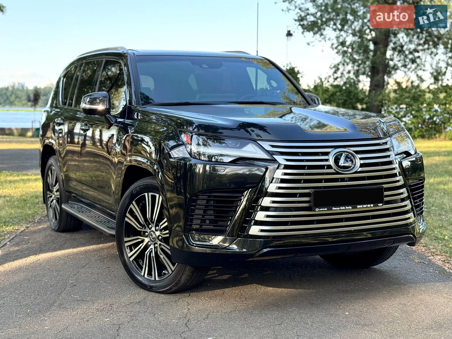 2022 Lexus LX - мініатюра 15