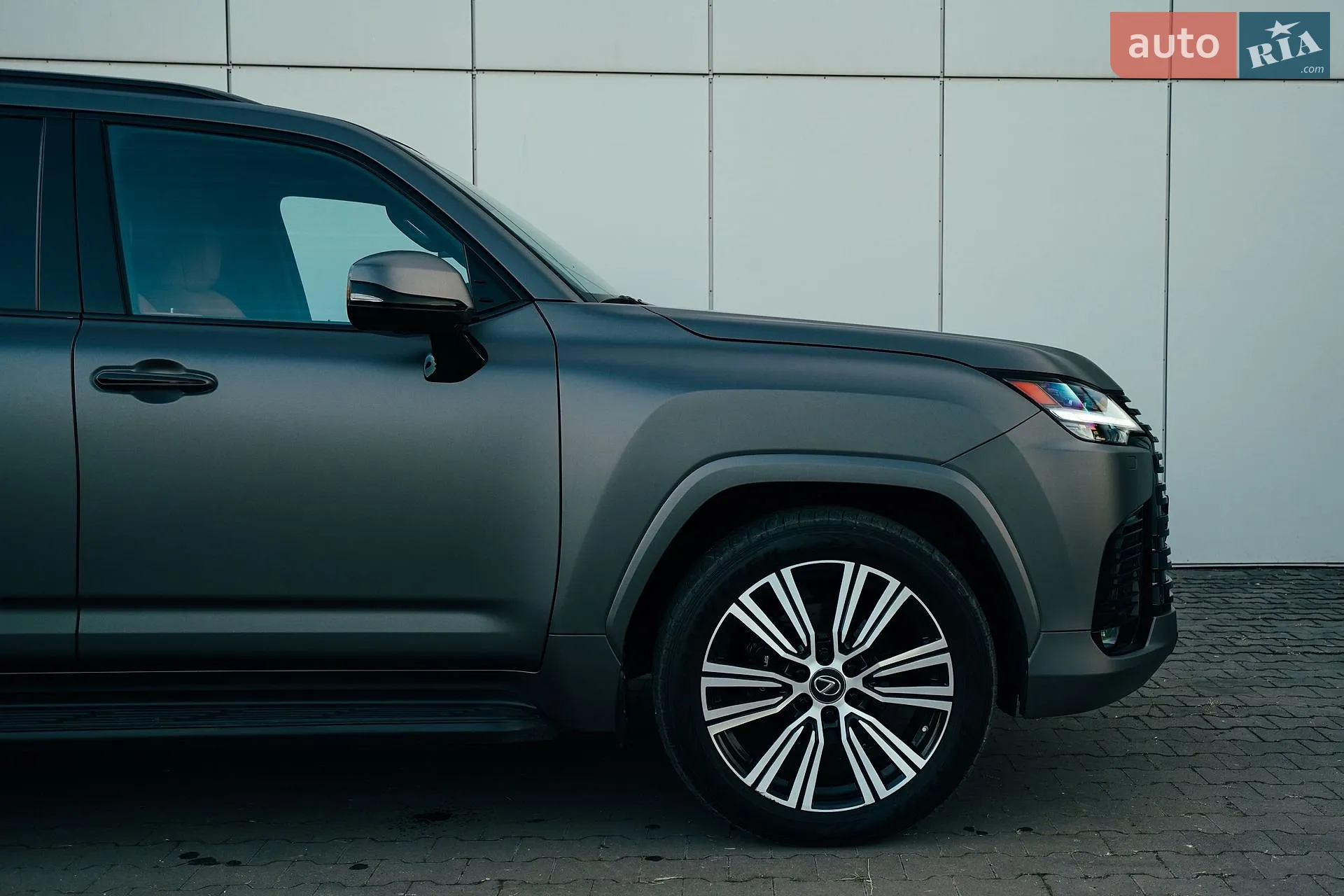 2022 Lexus LX - мініатюра 11