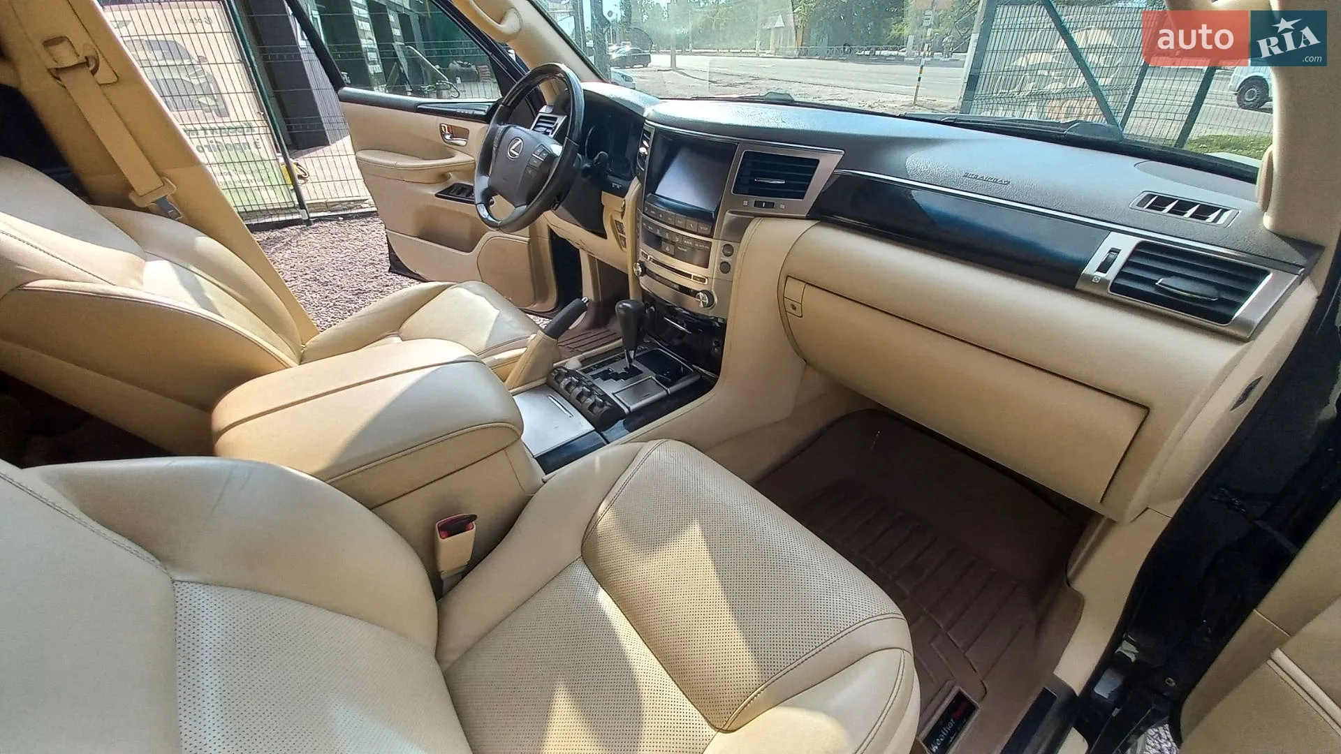 2014 Lexus LX - мініатюра 26