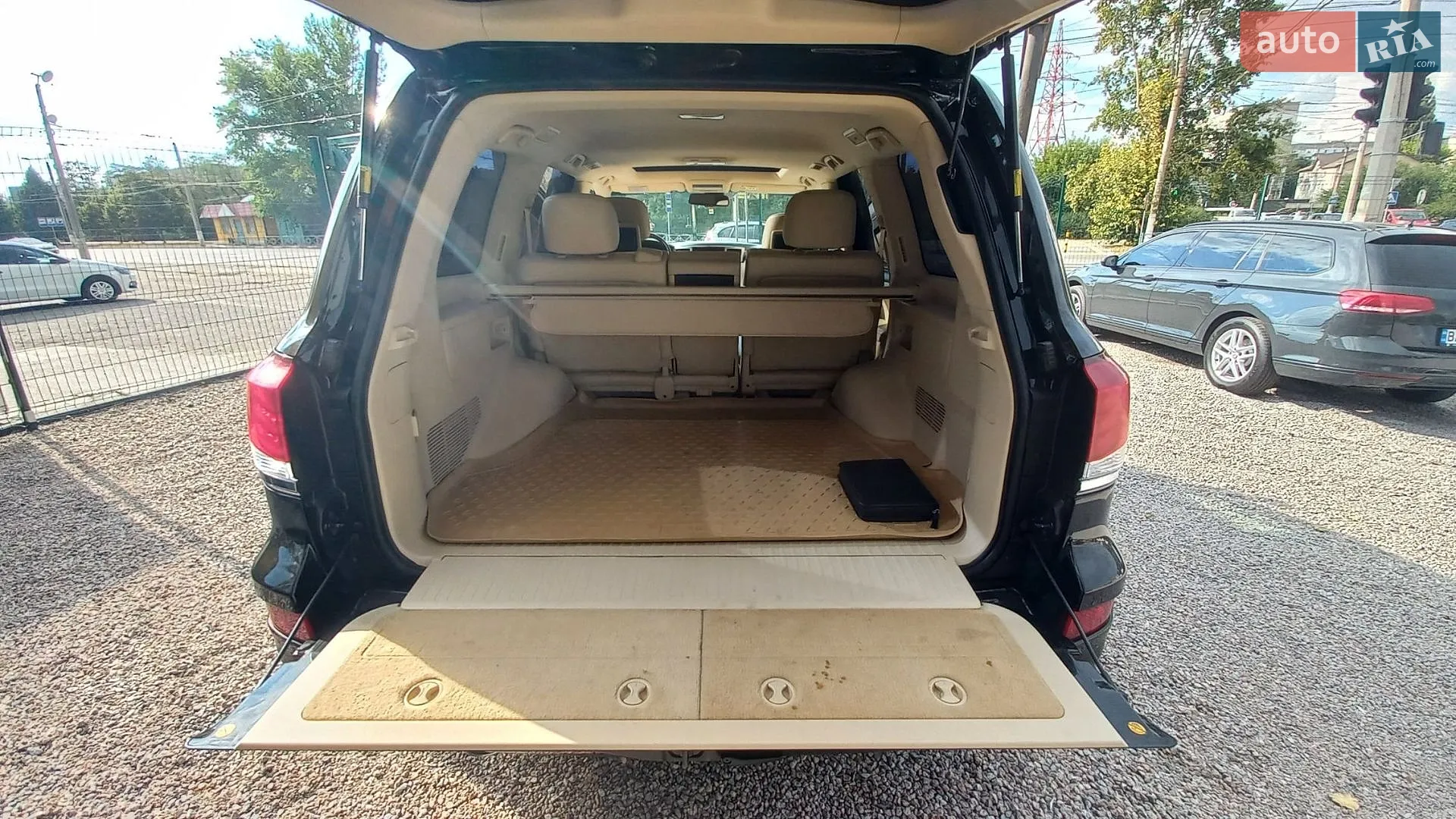 2014 Lexus LX - мініатюра 23
