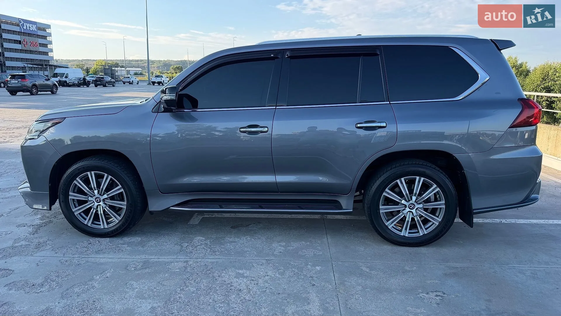 2016 Lexus LX - мініатюра 14