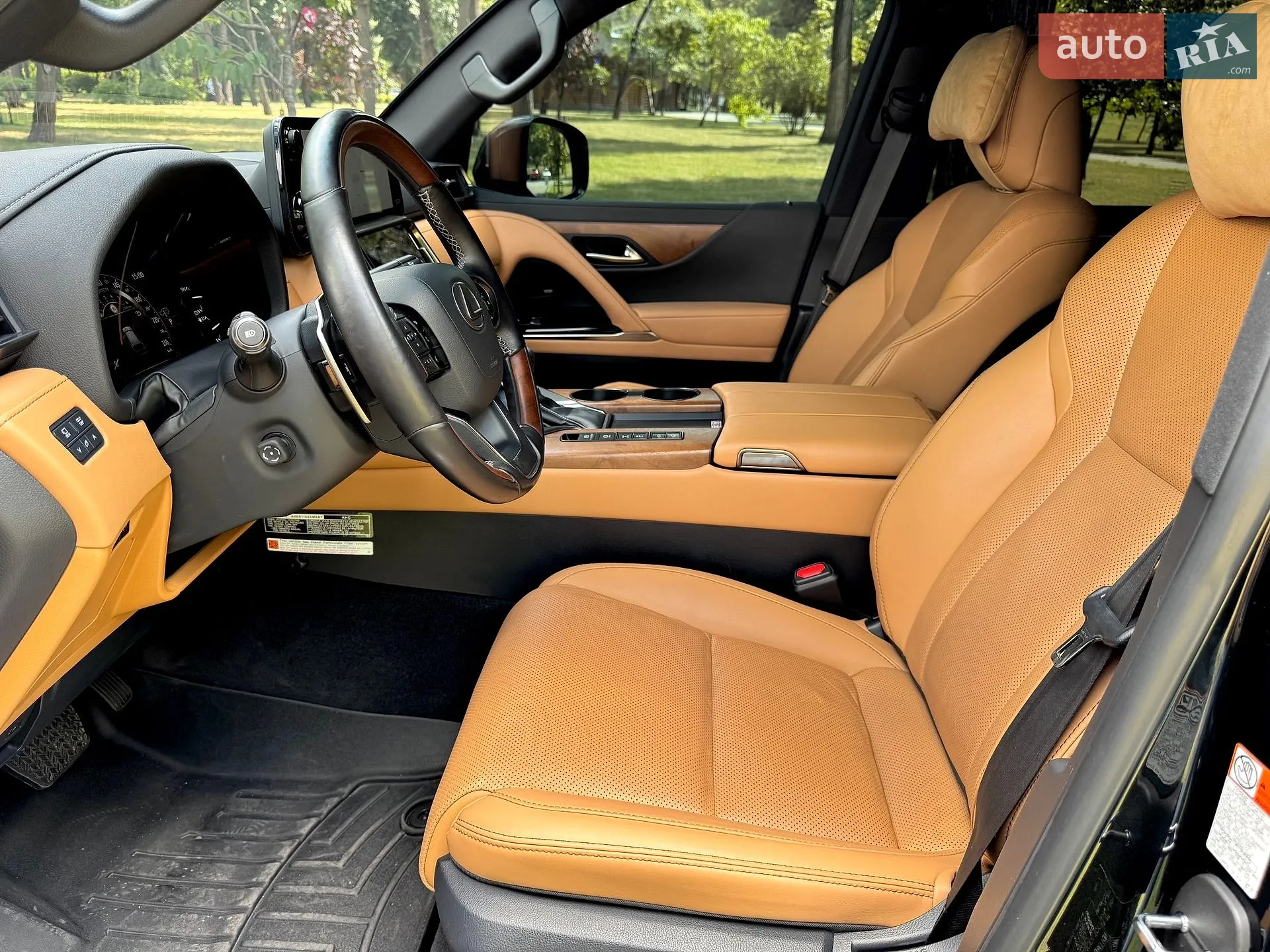 2023 Lexus LX - мініатюра 24