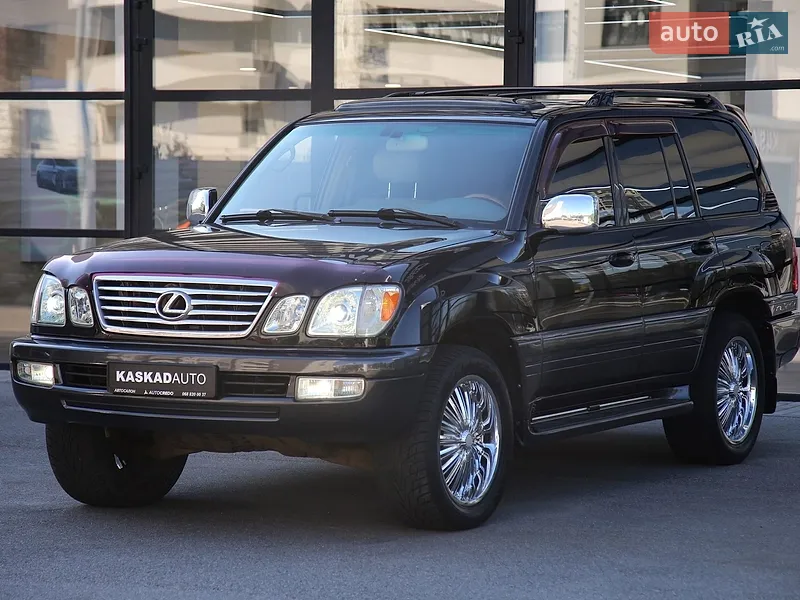 Lexus LX