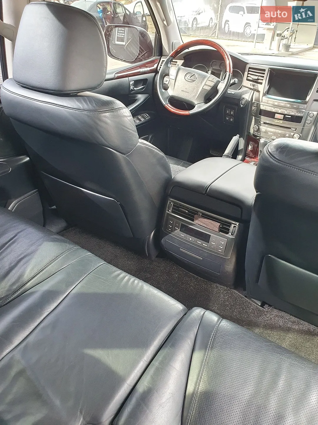 2010 Lexus LX - мініатюра 19