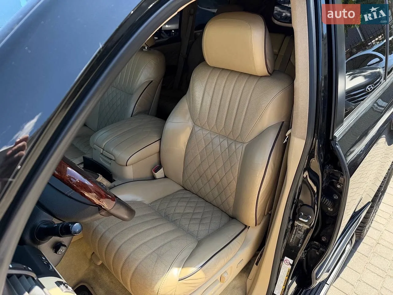 2010 Lexus LX - мініатюра 11