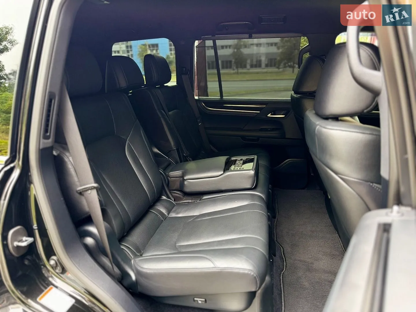 2016 Lexus LX - мініатюра 17