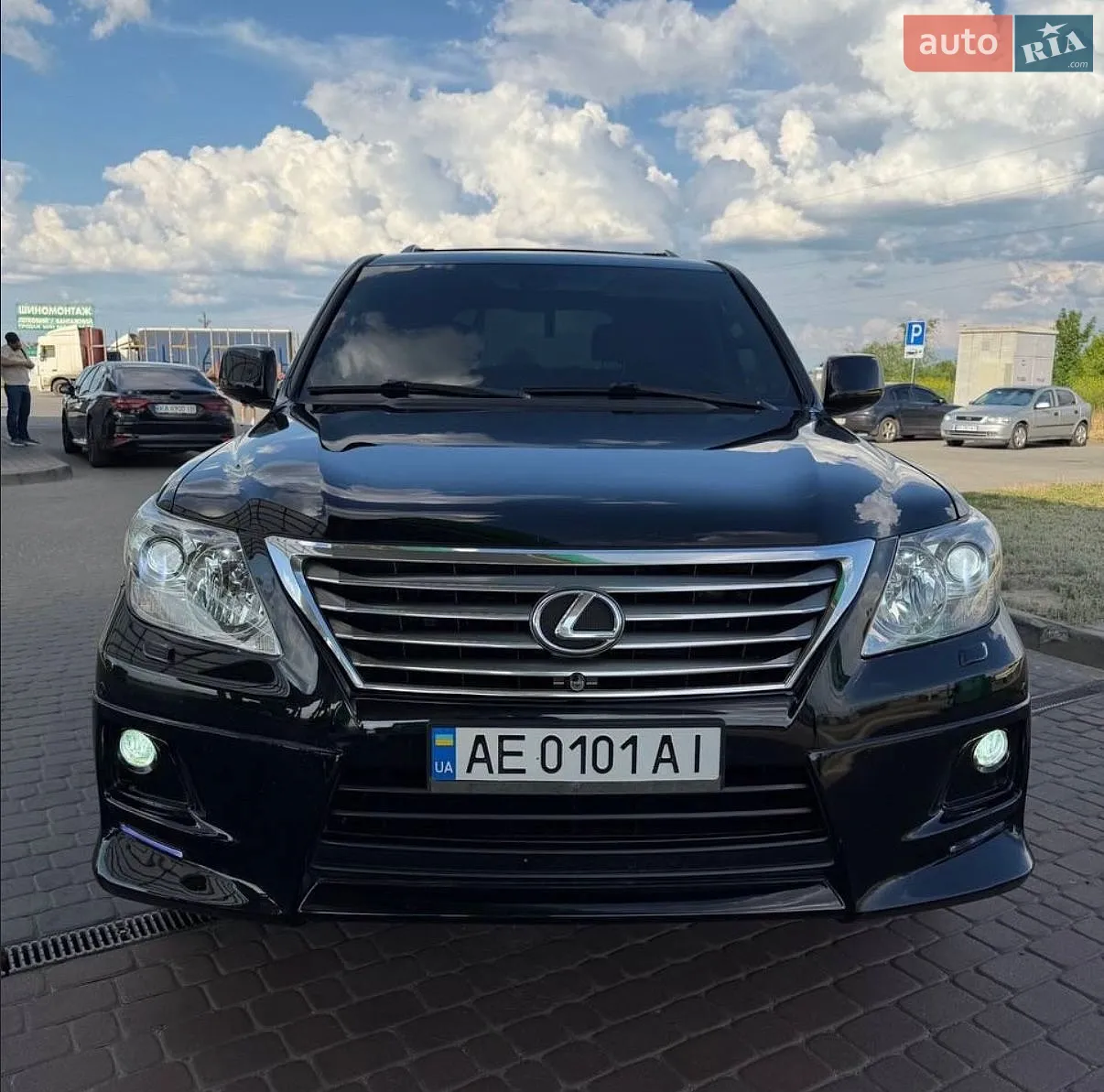 2010 Lexus LX - мініатюра 2