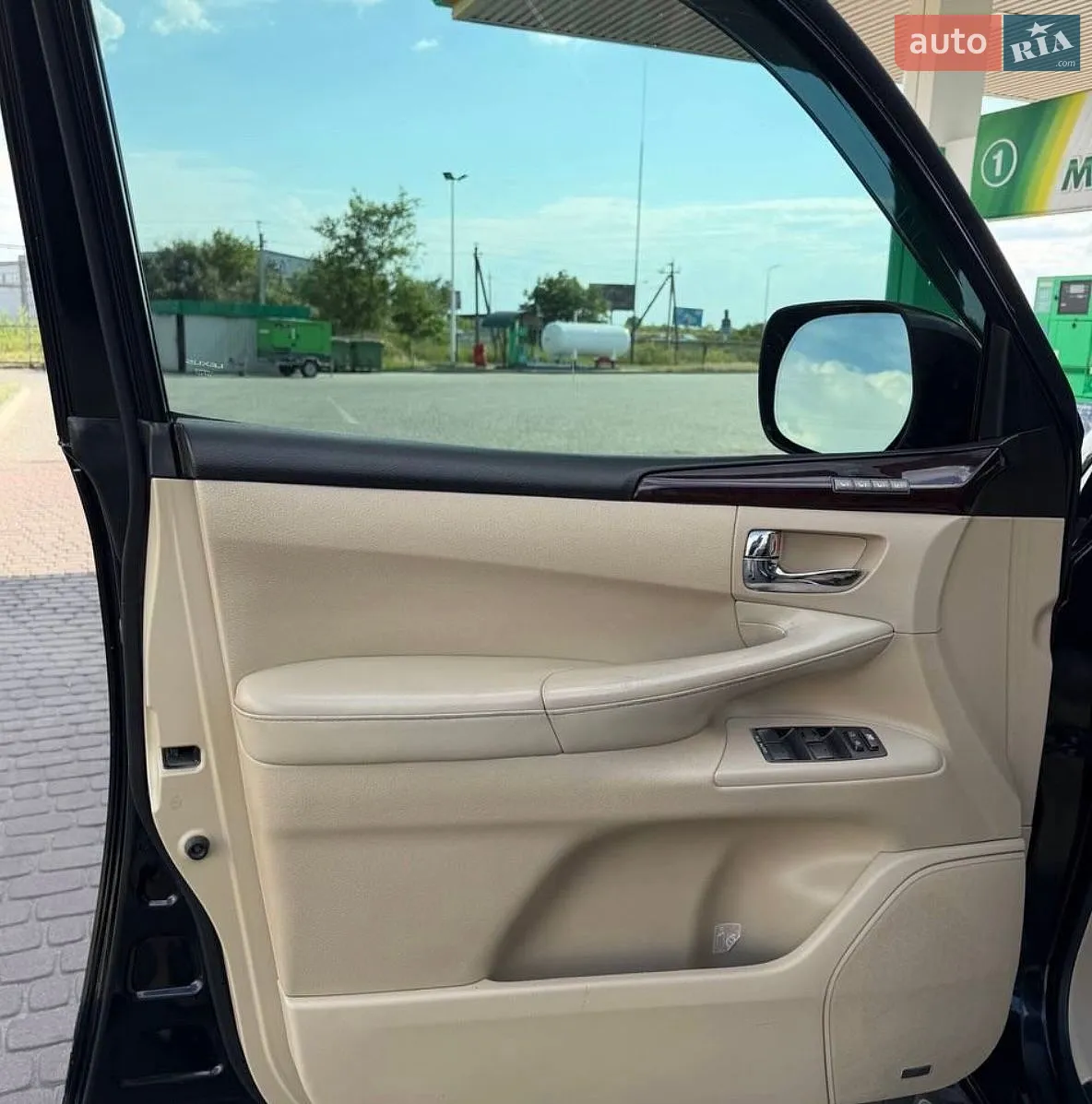 2010 Lexus LX - мініатюра 12