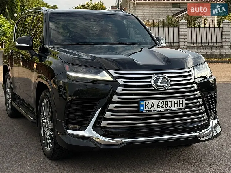 Lexus LX