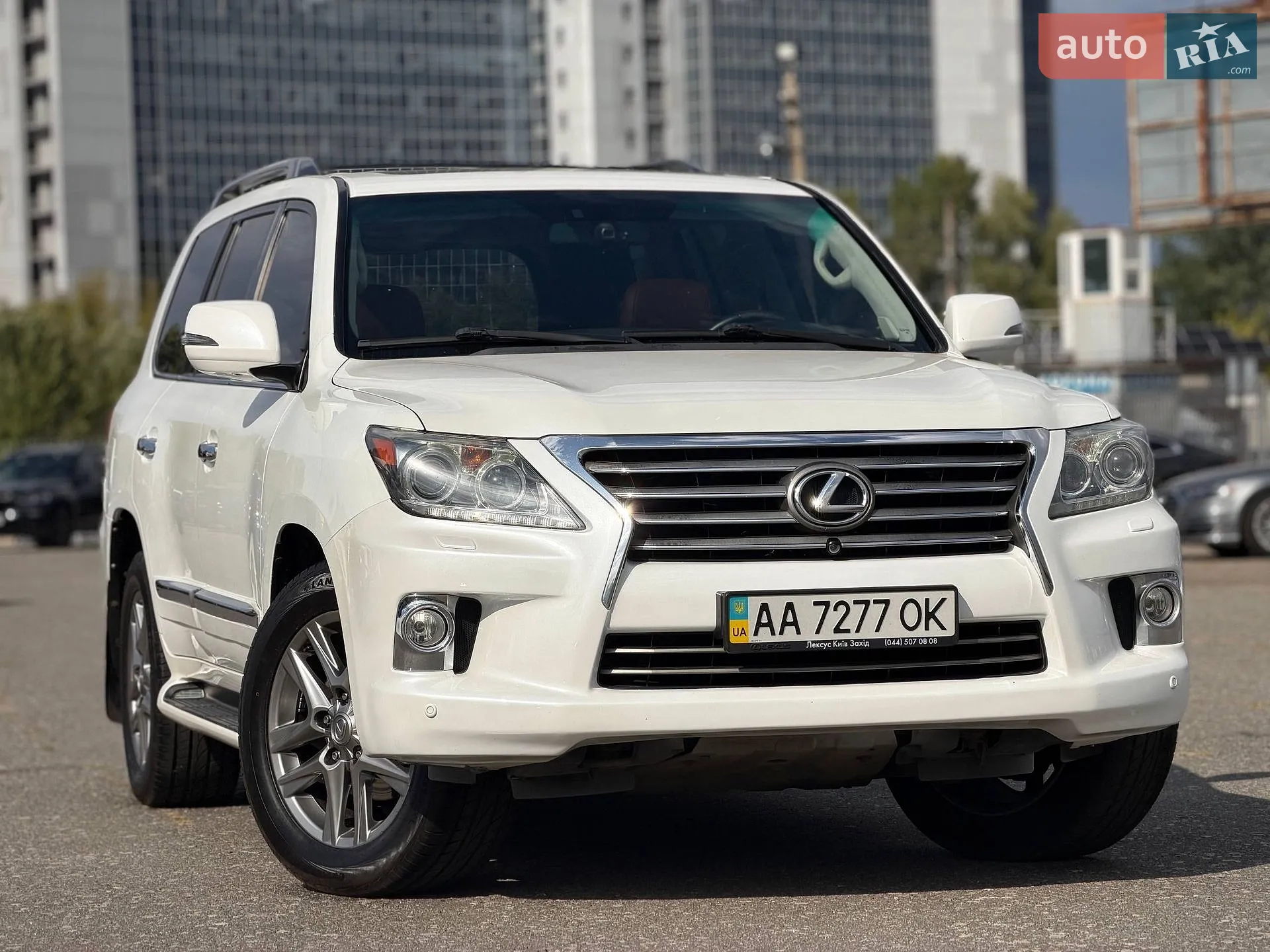 2012 Lexus LX - мініатюра 8