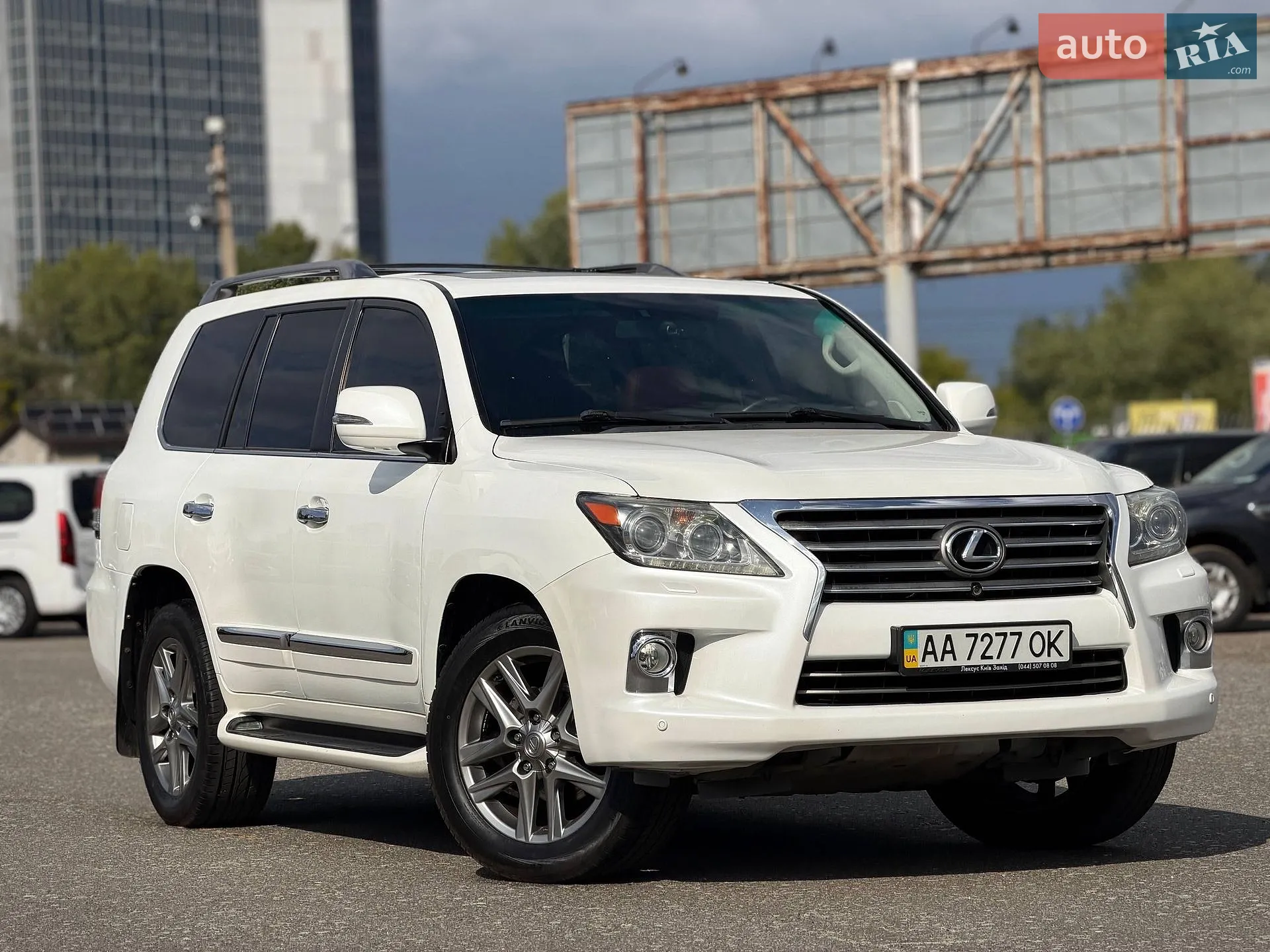 2012 Lexus LX - мініатюра 10