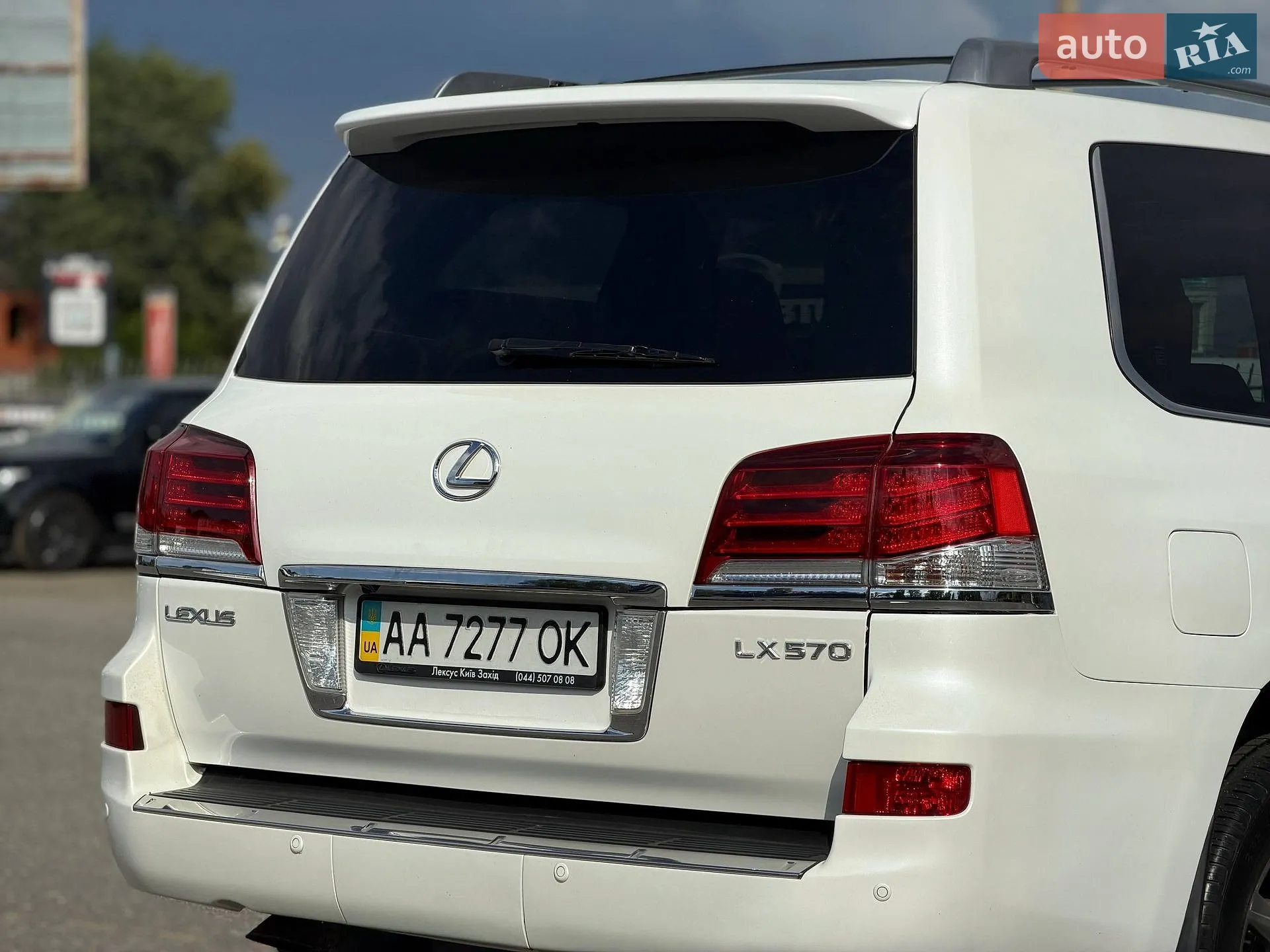 2012 Lexus LX - мініатюра 23