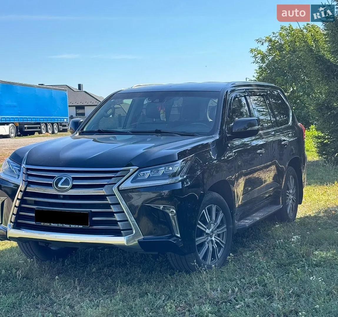 2016 Lexus LX - мініатюра 2
