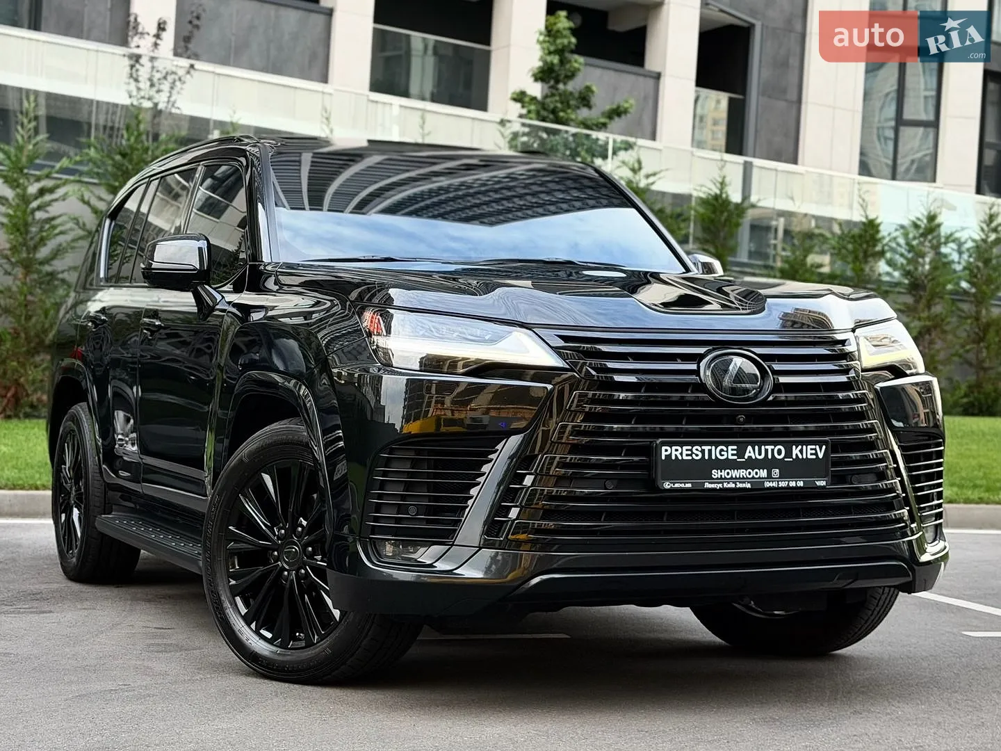 2022 Lexus LX - мініатюра 3