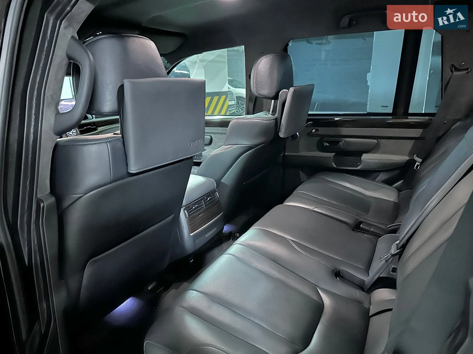2019 Lexus LX - мініатюра 16