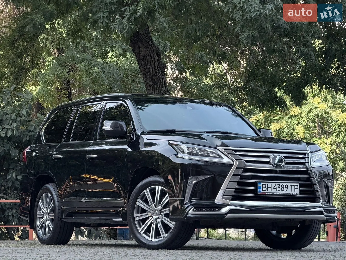 2016 Lexus LX - мініатюра 14