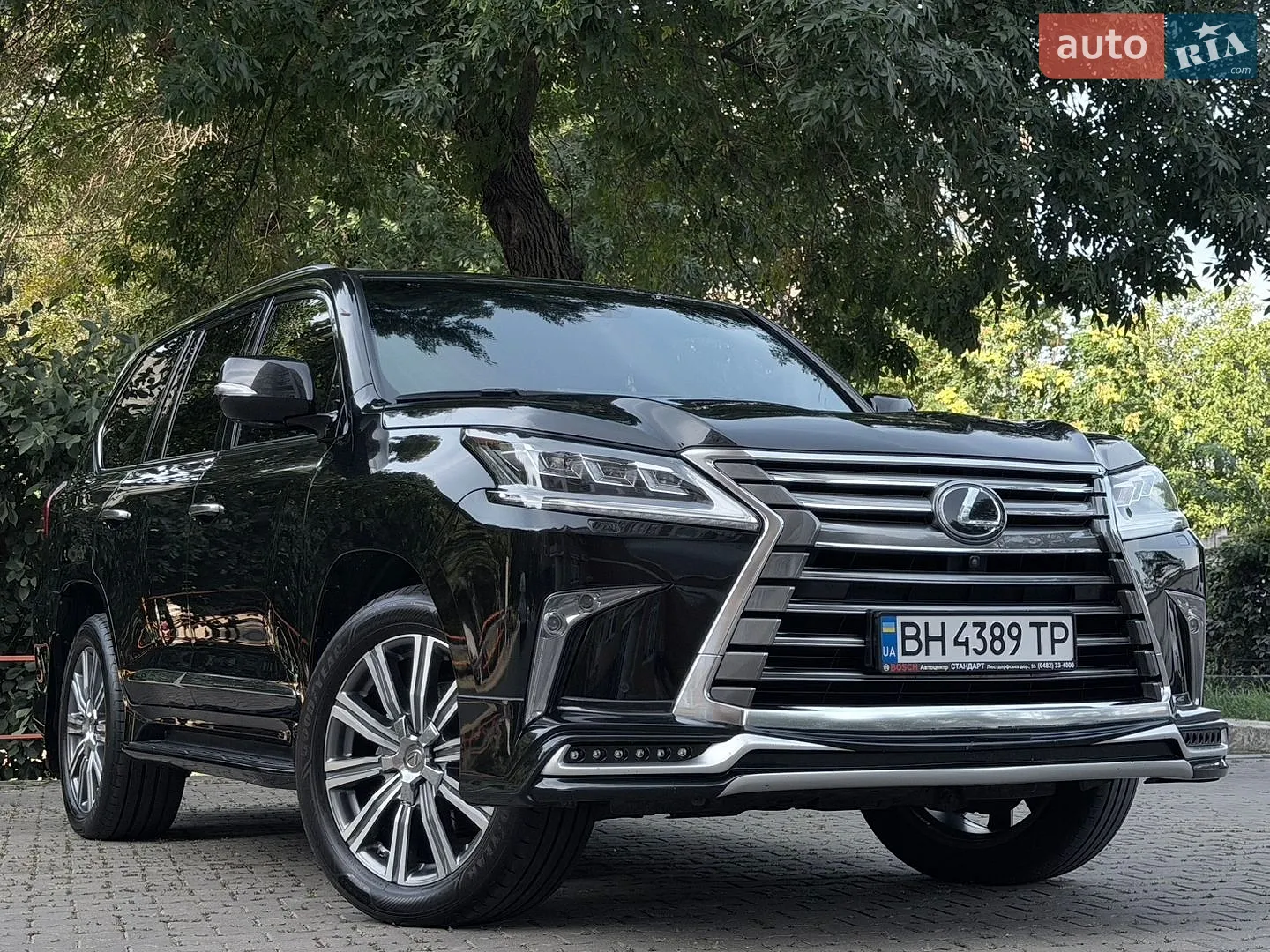 2016 Lexus LX - мініатюра 19