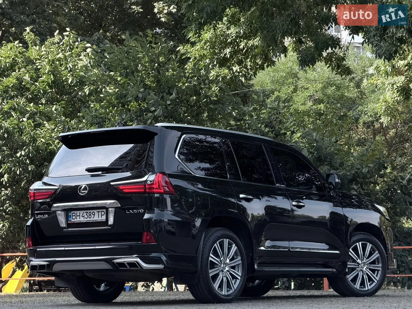 2016 Lexus LX - мініатюра 26