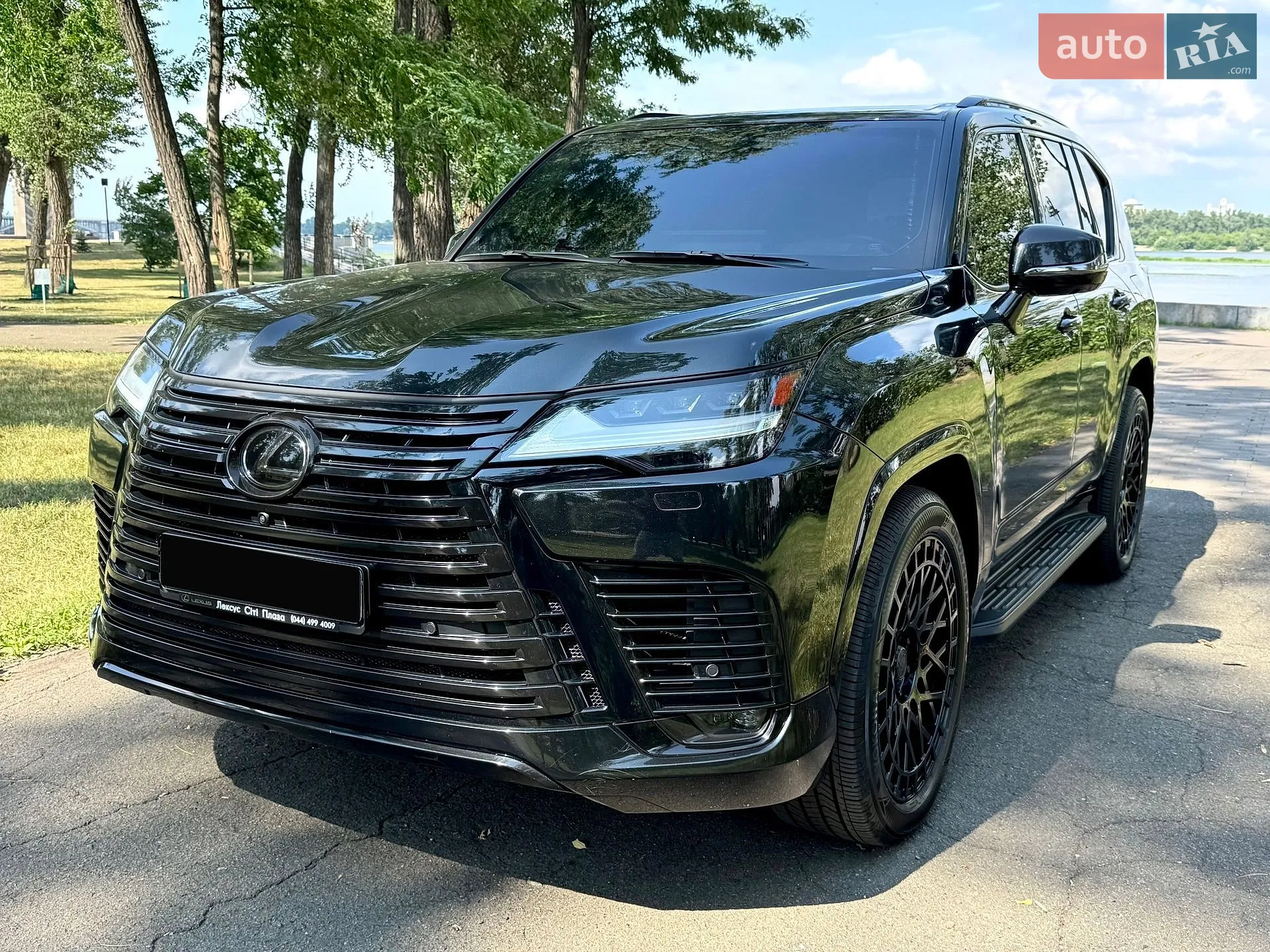2023 Lexus LX - мініатюра 2