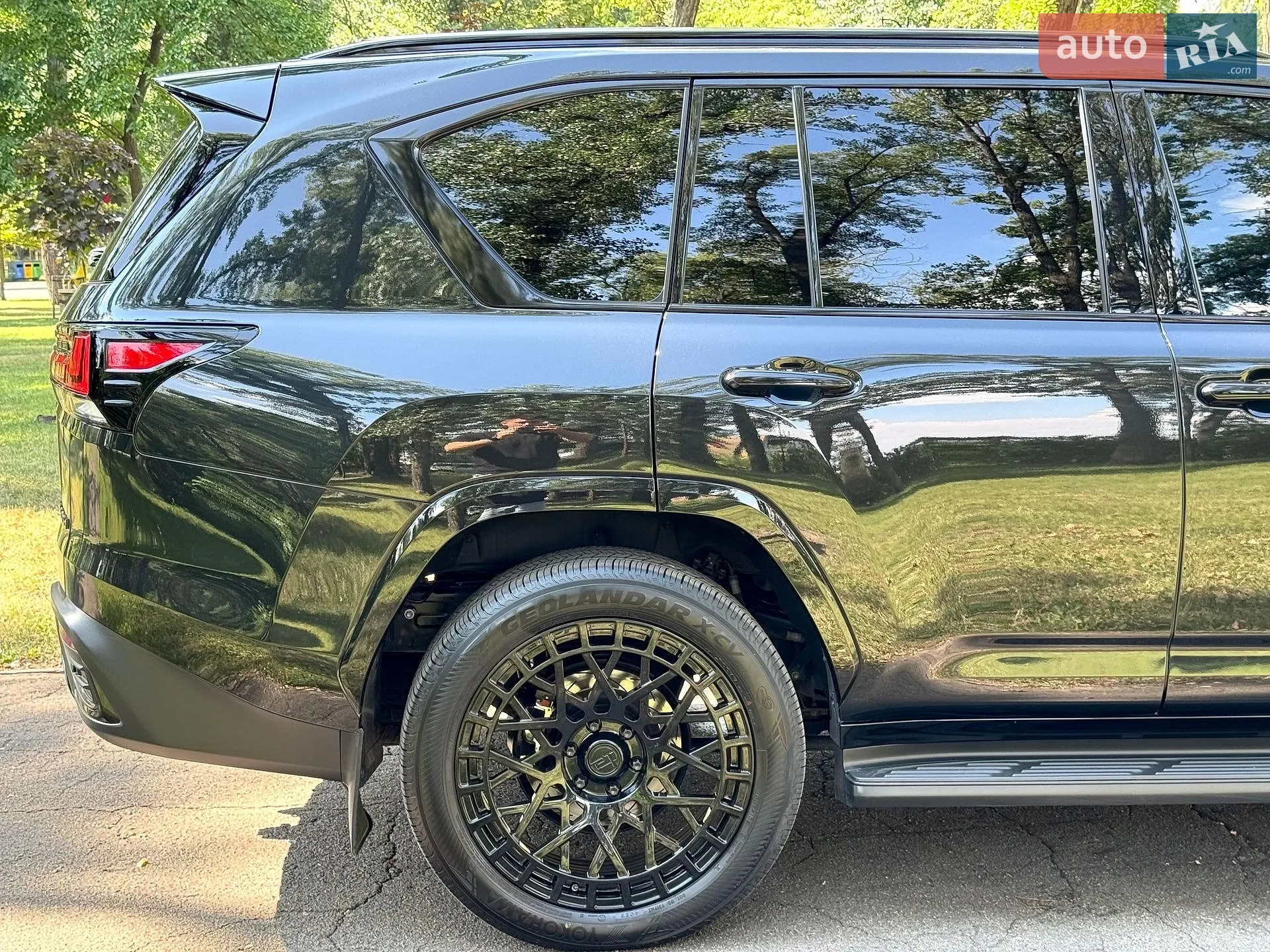 2023 Lexus LX - мініатюра 13