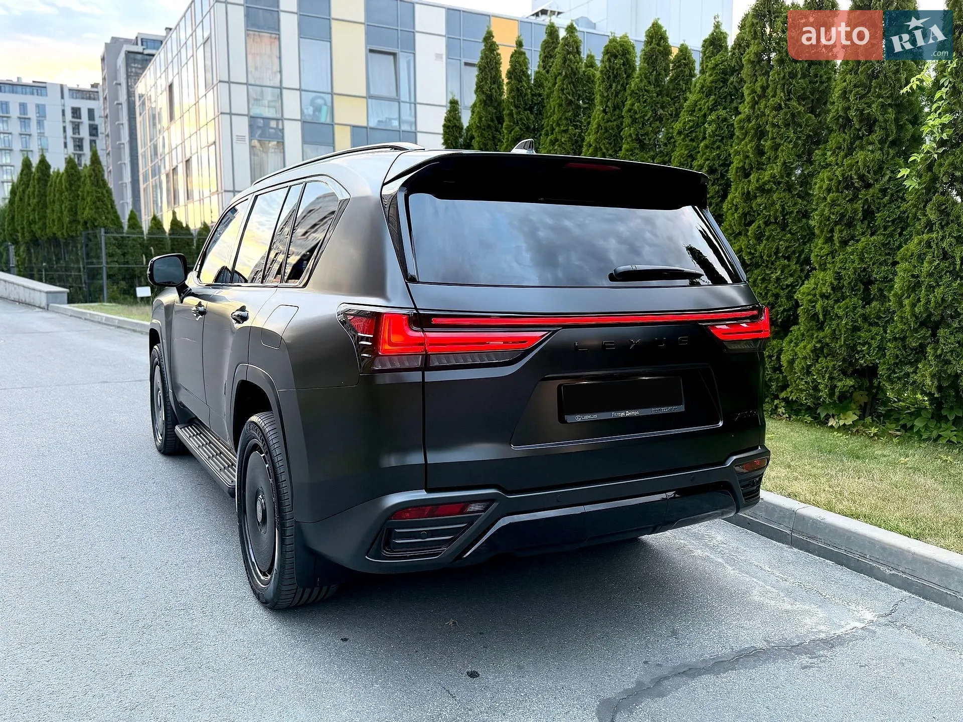2025 Lexus LX - мініатюра 10