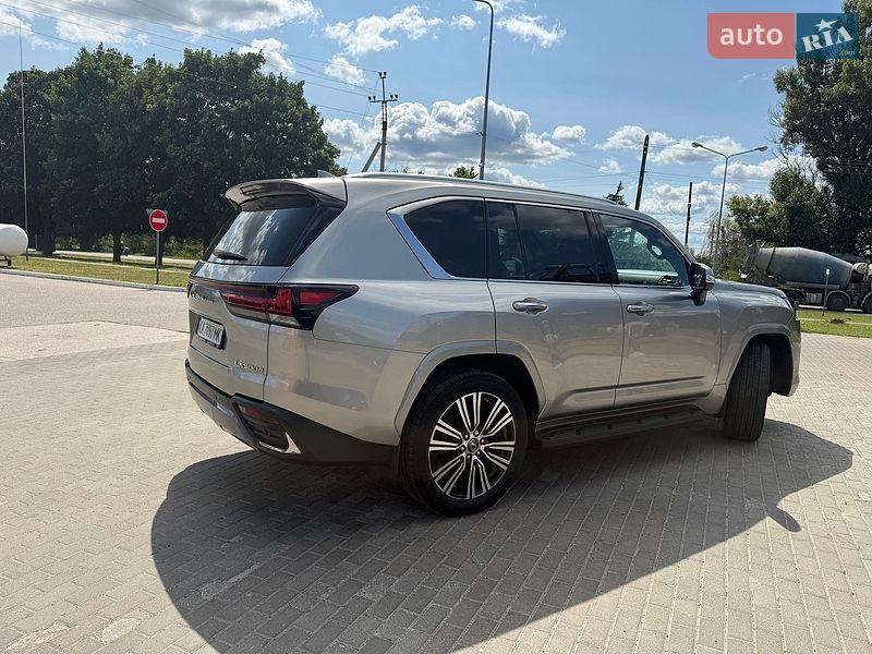 Внедорожник / Кроссовер Lexus LX 2022 в Киеве