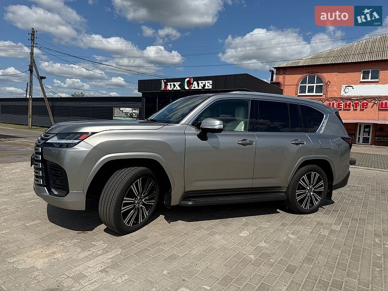Внедорожник / Кроссовер Lexus LX 2022 в Киеве