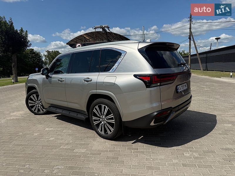 Внедорожник / Кроссовер Lexus LX 2022 в Киеве