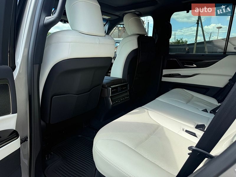Внедорожник / Кроссовер Lexus LX 2022 в Киеве