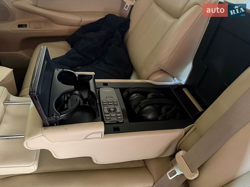 Внедорожник / Кроссовер Lexus LX 2010 в Киеве