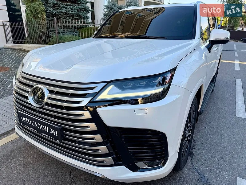 Lexus LX