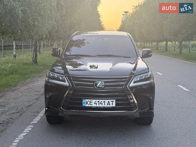 Lexus LX 2020