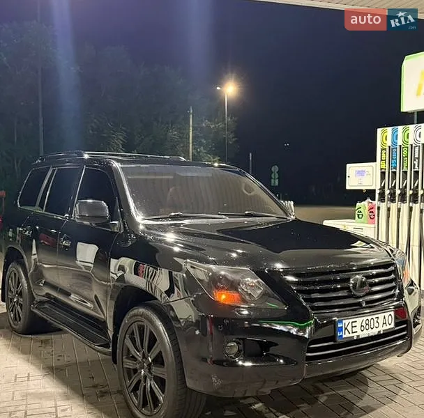 Lexus LX 2008