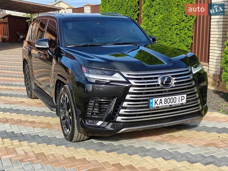 Lexus LX