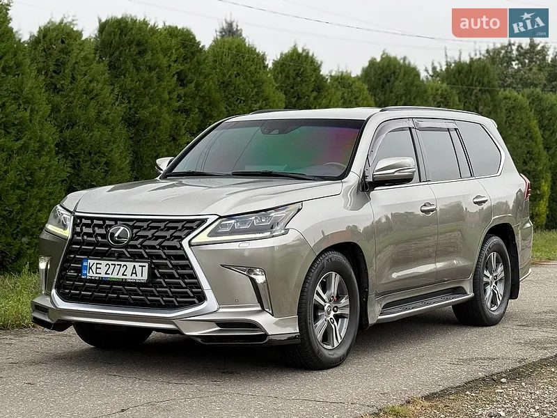 Lexus LX