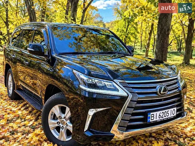 Lexus LX